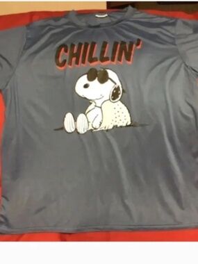 Snoopy tshirt